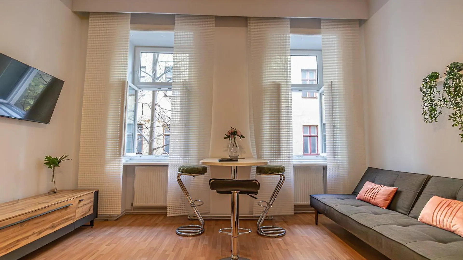Elegant 2Br City Retreat Prime Central Location Vienna Austria