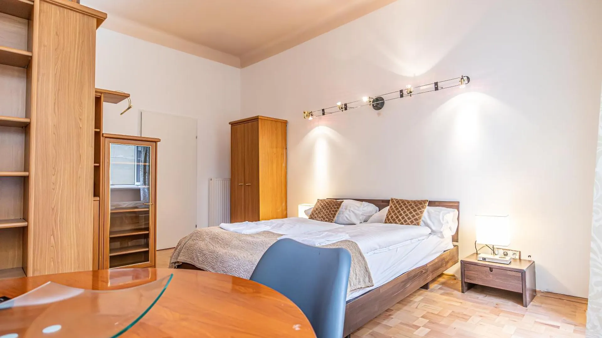 Elegant 2Br City Retreat Prime Central Location Vienna Austria